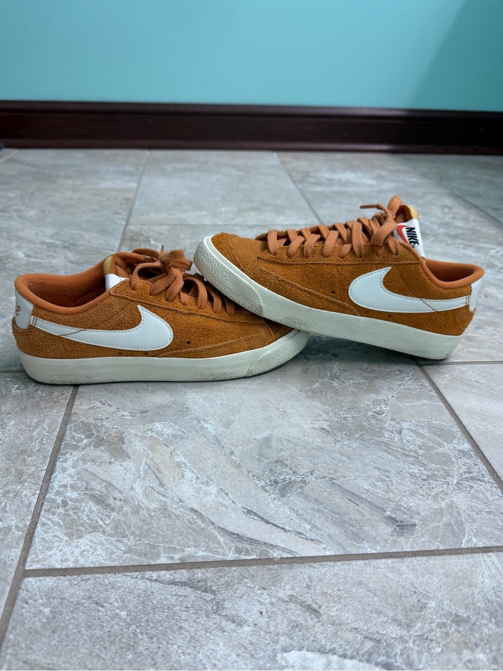 Nike Blazer Low Vintage 77 Monarch Sneakers Size 7 Women’s